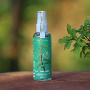 NƯỚC XỊT THƠM MIỆNG BẠC HÀ- 100% TỪ TỰ NHIÊN